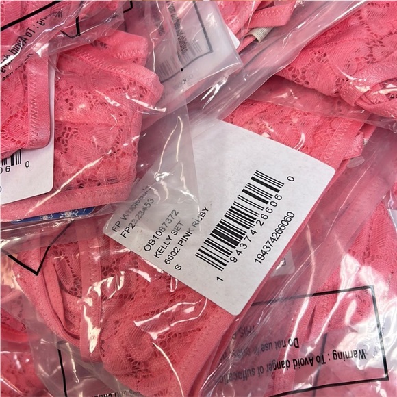 NWT FREE PEOPLE MATCHING BRA AND PANTY SET - Picture 2 of 2